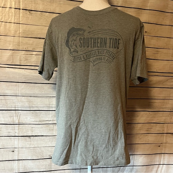 Southern Tide Other - Southern Tide Catch & Release Keeping It Reel T Shirt Size Medium